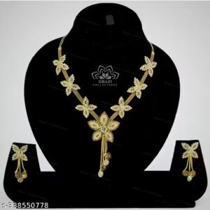 Gaazi Collection Jewellery Set for Womenं | Elegant Gold Mesh Chain Necklace with Flower Motif Earrings
